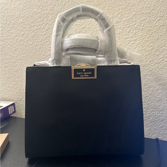 Kate Spade Saffiano Leather Satchel Crossbody bag - Picture 3 of 5